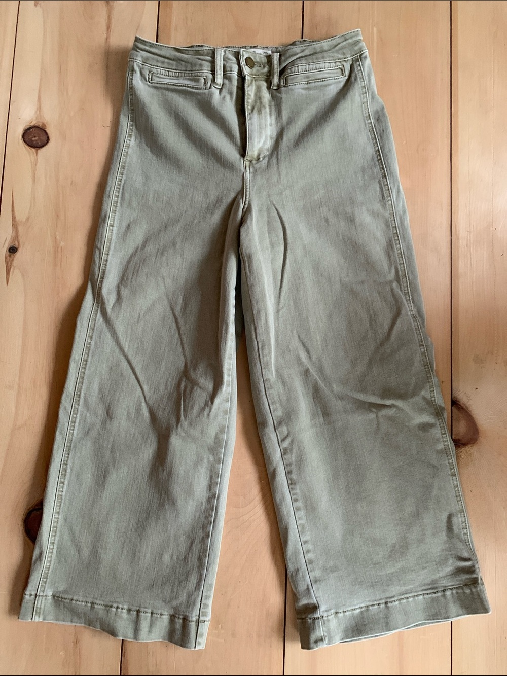 Oat Wide-Leg cropped Jeans